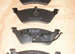 Brzdové destičky zadní náprava Chrysler Voyager od 2001