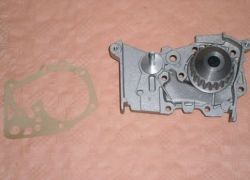 Vodná pumpa Renault Megane od r.v. 03.1999