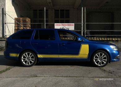 att.CZACBudmkPwHACd8B48jHM6gI-RU-LemNKBkluKRomc Škoda octavia rs